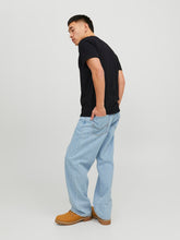 Φόρτωση εικόνας στο εργαλείο προβολής Συλλογής, T-SHIRT ΜΕ ΣΤΡΟΓΓΥΛΗ ΛΑΙΜΟΚΟΨΗ ,100% ΒΑΜΒΑΚΙ ,ΜΕ ΤΟ ΛΟΓΟΤΥΠΟ ΤΟΥ BRAND ΕΜΠΡΟΣ