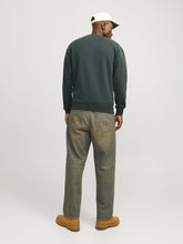 Φόρτωση εικόνας στο εργαλείο προβολής Συλλογής, ΦΟΥΤΕΡ ΜΕ ΛΑΙΜΟΚΟΨΗ ΚΑΙ ΤΟ LOGO ΤΟΥ BRAND ΕΜΠΡΟΣ,RELAXED FIT