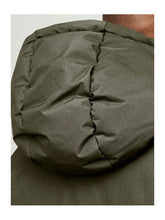 Φόρτωση εικόνας στο εργαλείο προβολής Συλλογής, ΜΠΟΥΦΑΝ PUFFER ΜΕ ΡΥΘΜΙΖΟΜΕΝΗ ΚΟΥΚΟΥΛΑ ΚΑΙ ΤΣΕΠΕΣ ΣΤΟ ΠΛΑΙ ΚΑΝΟΝΙΚΗ ΓΡΑΜΜΗ