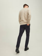 Φόρτωση εικόνας στο εργαλείο προβολής Συλλογής, ΠΑΝΤΕΛΟΝΙ CHINO ΜΕ ΛΑΣΤΙΧΟ ΣΤΗΝ ΜΕΣΗ , ΤΣΕΠΕΣ ΣΤΟ ΠΛΑΙ , TIGHT FIT