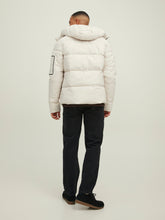 Φόρτωση εικόνας στο εργαλείο προβολής Συλλογής, ΜΠΟΥΦΑΝ PUFFER , ΜΕ ΡΥΘΜΙΖΟΜΕΝΗ ΚΟΥΚΟΥΛΑ , REGULAR FIT