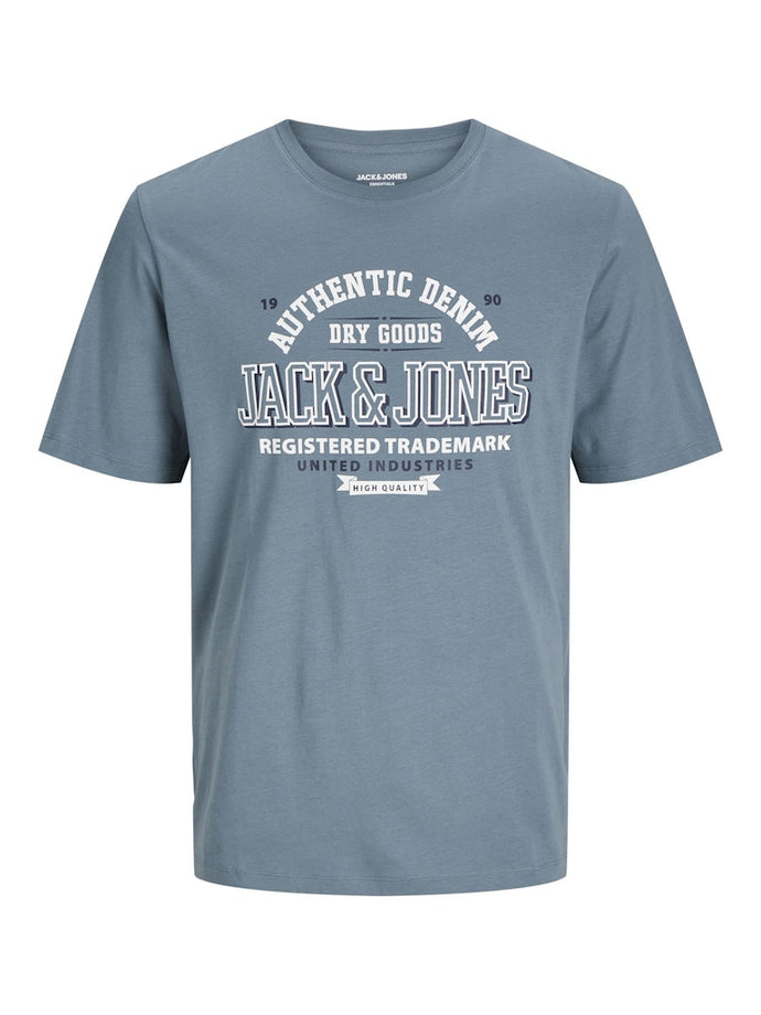 JACK&JONES T-SHIRT ΚΟΝΤΟΜΑΝΙΚΟ ΜΕ ΛΑΙΜΟΚΟΨΗ ΚΑΙ ΣΤΑΜΠΑ ΜΕ ΤΟ LOGO ΕΜΠΡΟΣ ΚΑΝΟΝΙΚΗ ΕΦΑΡΜΟΓΗ