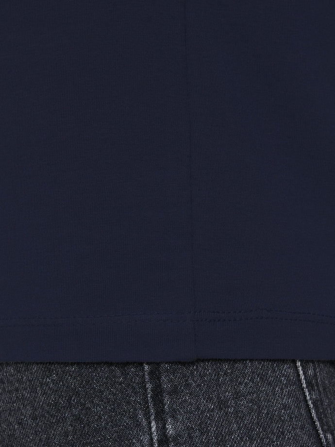 T-SHIRT ΜΕ ΣΤΡΟΓΓΥΛΗ ΛΑΙΜΟΚΟΨΗ , ΜΟΝΟΧΡΩΜΟ , STRECH FIT