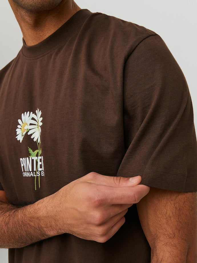 T-SHIRT ΜΕ ΣΤΡΟΓΓΥΛΗ ΛΑΙΜΟΚΟΨΗ, 100% ΒΑΜΒΑΚΙ, ΜΕ ΣΤΑΜΠΑ , LOOSE FIT